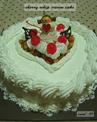 생크림 케이크
