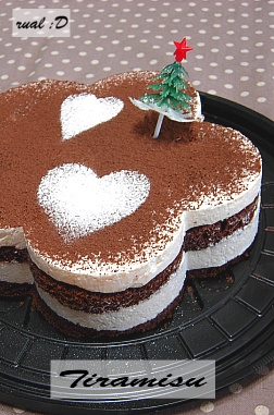 티라미수 케이크